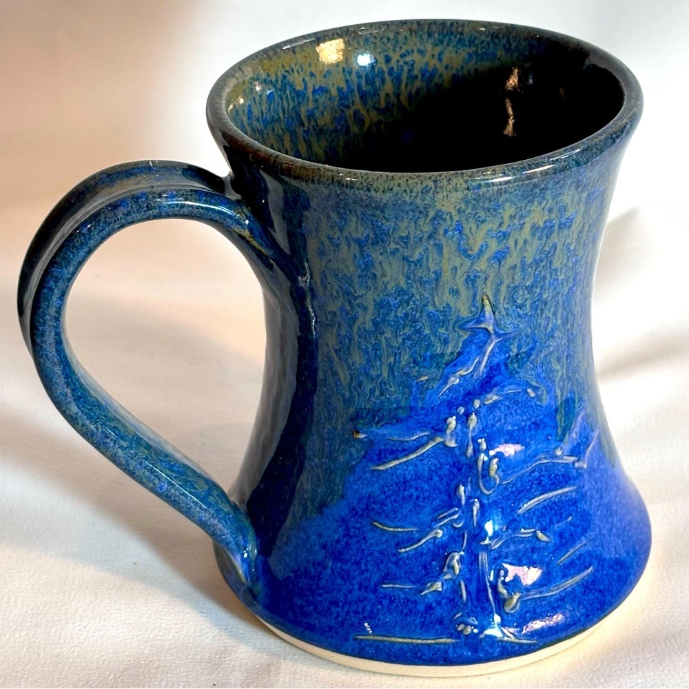 HANDS ON COLLECTIVE Victoria Handcrafted Blue Ceramic Mug 9 Oz Capacity